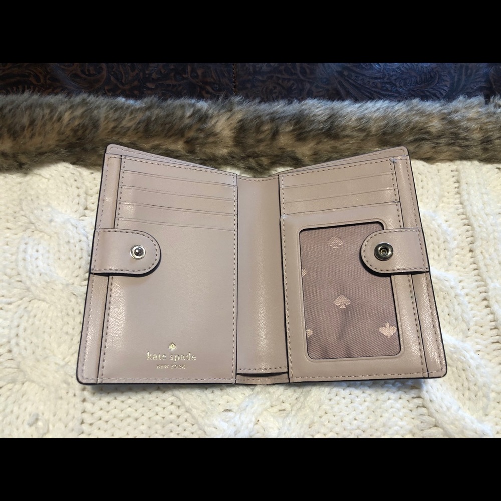 Kate Spade Wallet - Picture 2 of 7